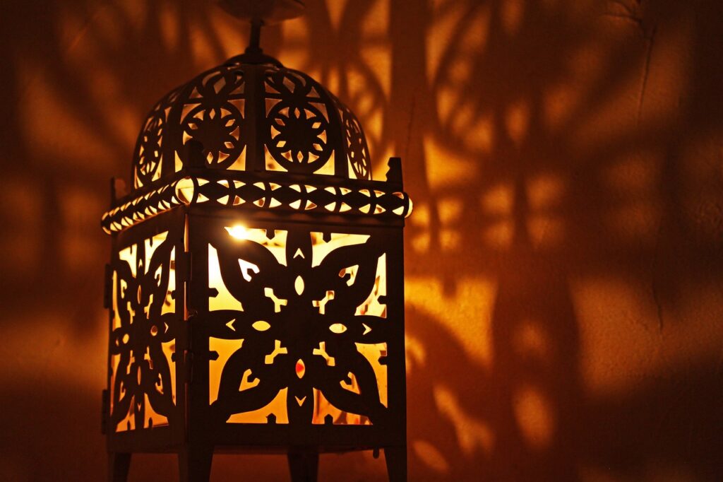 Morocco handicraft guided tour-Moroccan lantern